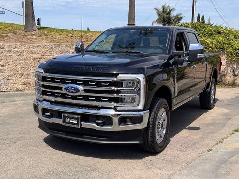 Used 2024 Ford F250 Lariat w/ Chrome Package AWD/4WD image 7