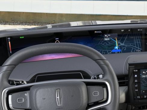 New 2026 Lincoln Nautilus Reserve AWD/4WD image 13