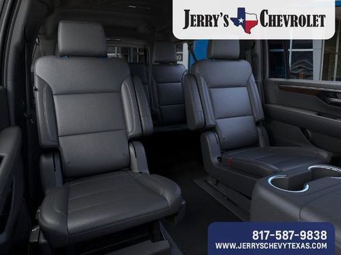 New 2026 Chevrolet Suburban LT w/ Comfort Package image 19