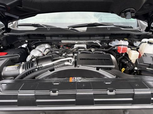 Used 2025 Chevrolet Silverado 2500 High Country w/ High Country Premium Package AWD/4WD image 29