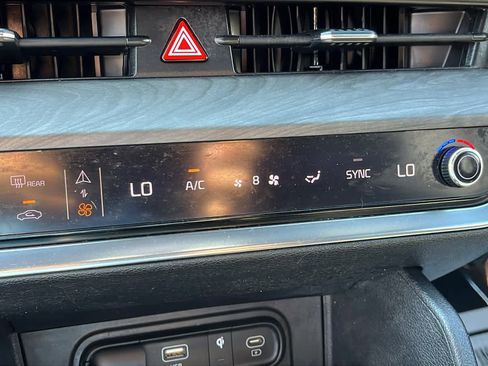 Used 2024 Kia Sportage X-Line w/ X-Line Premium Package image 19