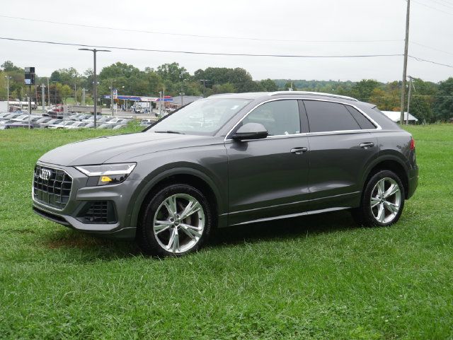 Used 2019 Audi Q8 Premium Plus w/ Premium Plus AWD/4WD image 2