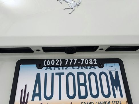 Used 2020 Ferrari Portofino image 23