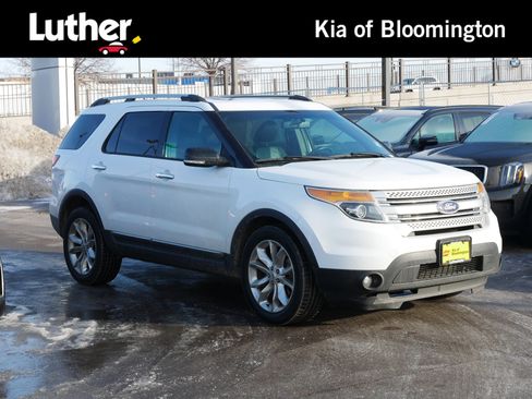 Used 2014 Ford Explorer XLT w/ Equipment Group 202A image 1