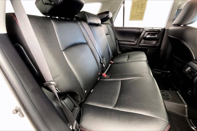 Used 2017 Toyota 4Runner TRD Off-Road Premium AWD/4WD image 19