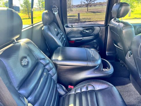 Used 2001 Ford F150 Harley-Davidson RWD image 14