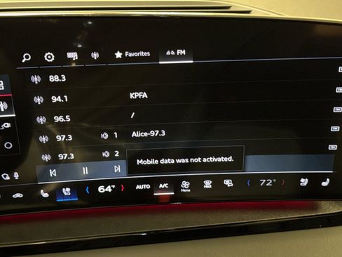 New 2025 Audi Q6 e-tron Premium Plus image 16