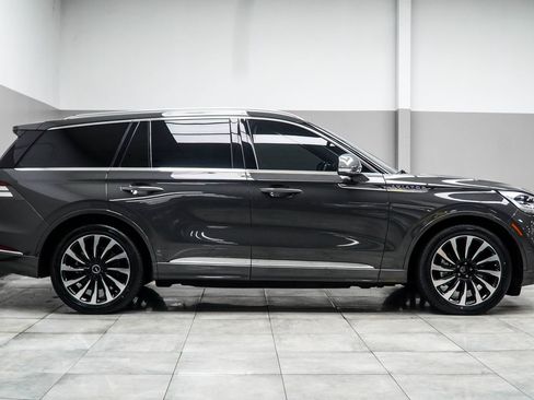 Used 2021 Lincoln Aviator Black Label Grand Touring AWD/4WD image 8