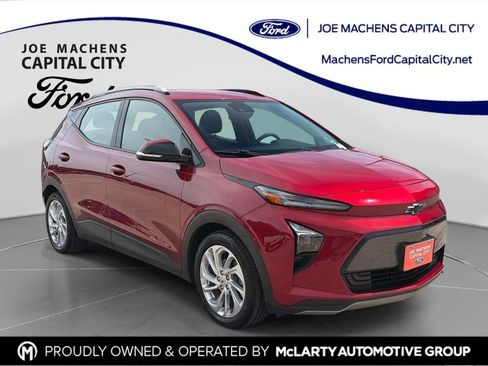 Used 2022 Chevrolet Bolt EUV LT FWD image 1