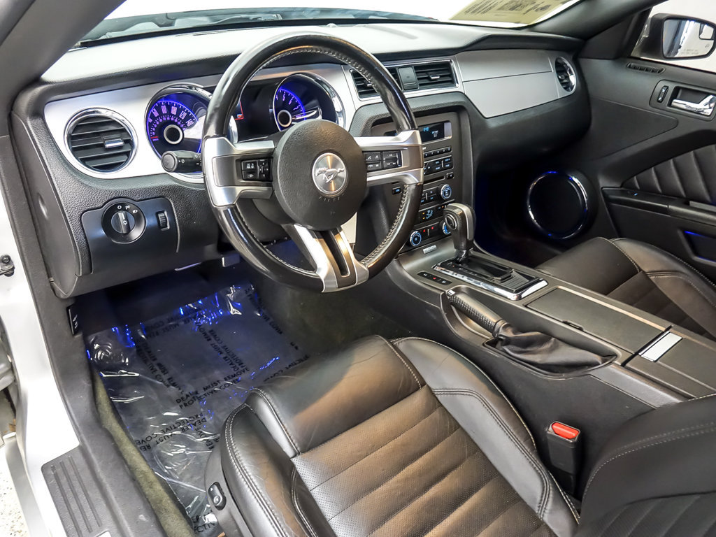 Used 2014 Ford Mustang Premium w/ Comfort Package RWD image 10