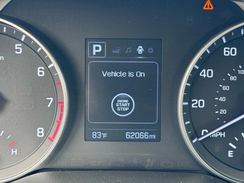 Used 2017 Hyundai Elantra Value Edition w/ Cargo Package image 32