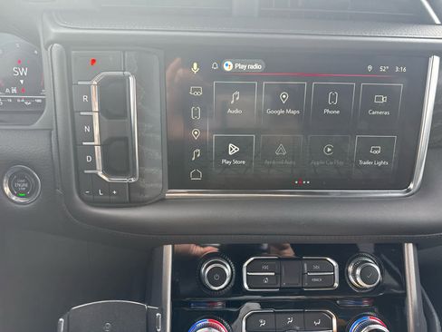 Certified 2023 GMC Yukon XL Denali image 4