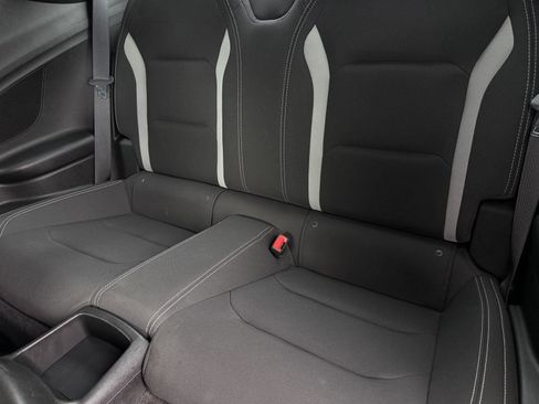 Used 2018 Chevrolet Camaro LT image 10