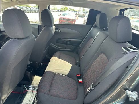 Used 2019 Chevrolet Sonic LT FWD image 28