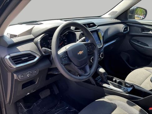 Used 2023 Chevrolet TrailBlazer LT w/ Convenience Package AWD/4WD image 33