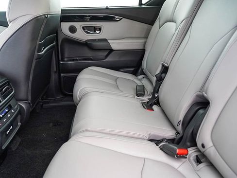 New 2025 Honda Pilot EX-L image 21