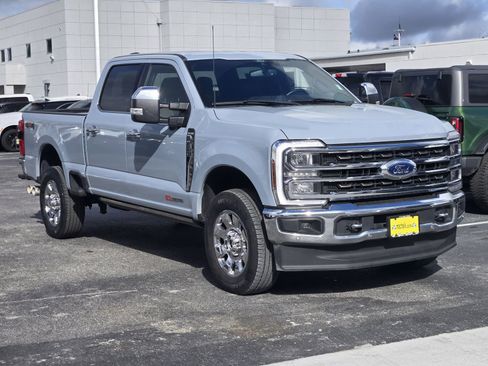 Used 2024 Ford F250 King Ranch w/ Chrome Package image 3