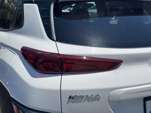 Certified 2023 Hyundai Kona SEL AWD/4WD image 11