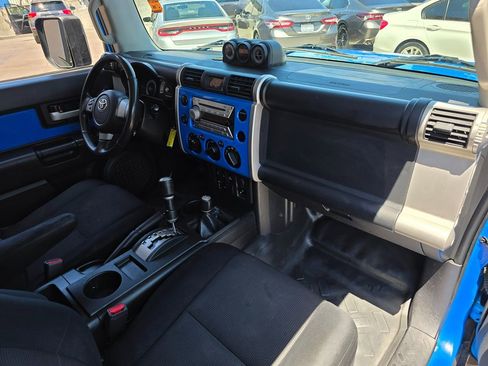 Used 2007 Toyota FJ Cruiser 4WD image 15