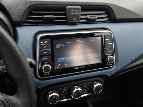 New 2025 Nissan Versa SV w/ Trunk Package image 9