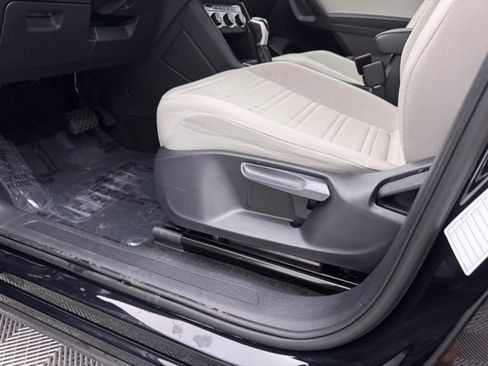 Used 2024 Volkswagen Tiguan S image 24