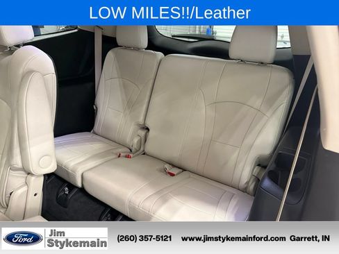 Used 2023 Buick Enclave Essence FWD image 30