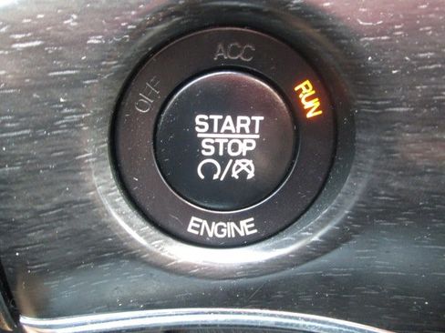 Used 2015 Jeep Grand Cherokee Limited w/ Trailer Tow Group IV image 22