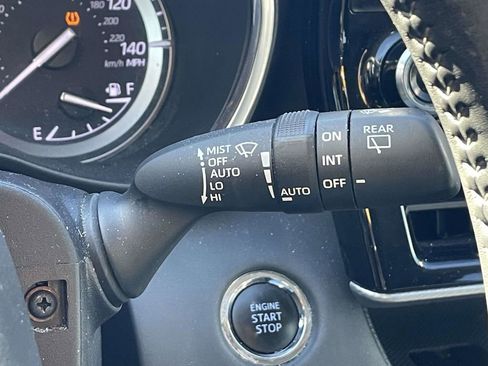 Used 2022 Toyota Highlander Platinum image 32