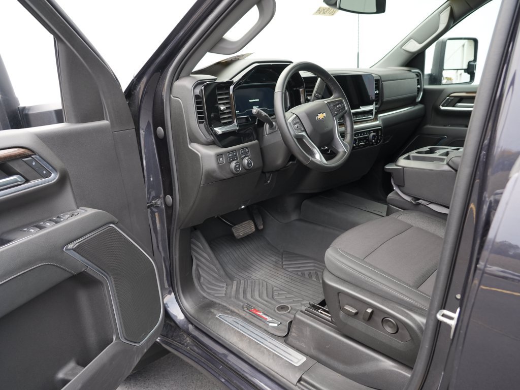 Certified 2024 Chevrolet Silverado 3500 LT w/ All Star Edition AWD/4WD image 15