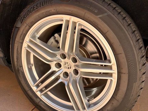 Used 2015 Porsche Macan S image 41