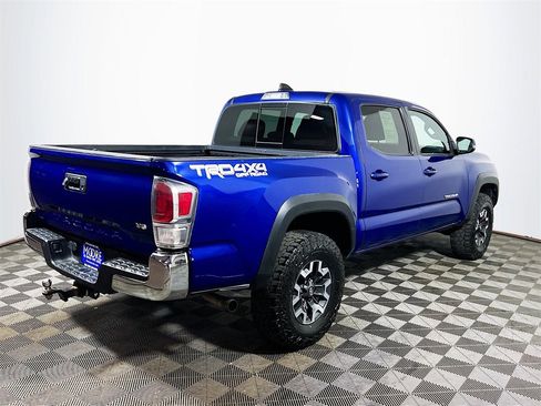 Certified 2022 Toyota Tacoma TRD Off-Road image 8