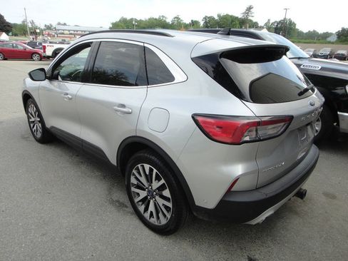 Used 2020 Ford Escape Titanium AWD/4WD image 6