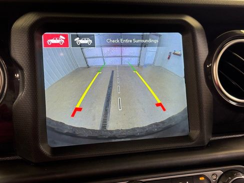 Used 2023 Jeep Wrangler Unlimited Rubicon 392 w/ Trailer Tow Package AWD/4WD image 41