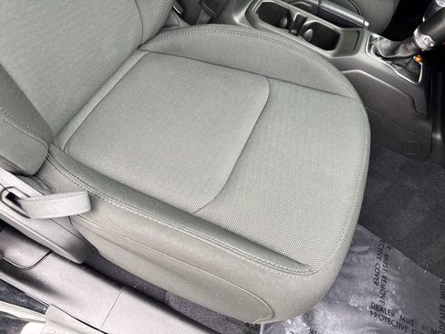 Used 2023 Jeep Wrangler Unlimited image 47