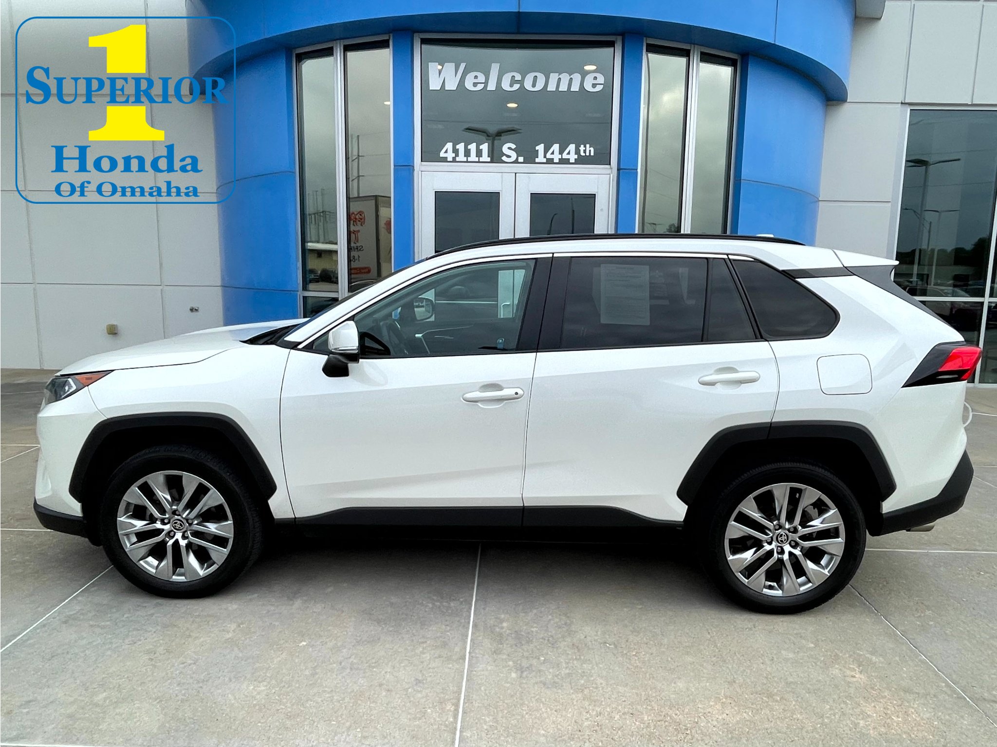 Used 2021 Toyota RAV4 XLE Premium AWD/4WD image 1
