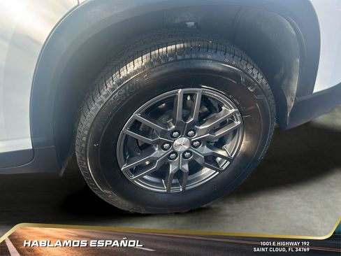 Certified 2025 GMC Acadia Elevation image 33