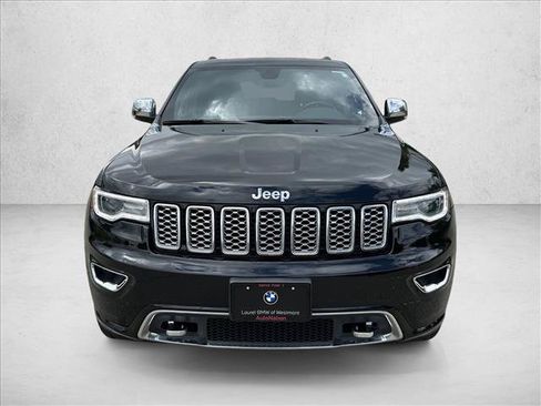 Used 2020 Jeep Grand Cherokee Overland AWD/4WD image 2