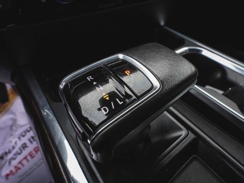 Used 2022 GMC Sierra 1500 Elevation image 28