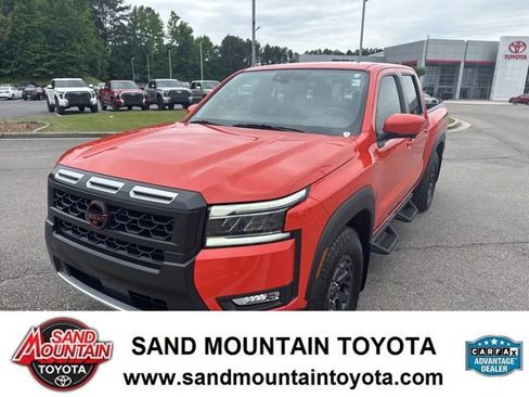 Used 2025 Nissan Frontier Pro-X w/ Pro Convenience Package RWD image 7