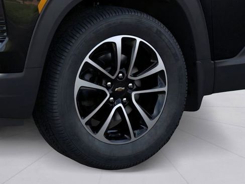New 2026 Chevrolet TrailBlazer LT w/ Convenience Package AWD/4WD image 9