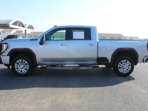 Used 2022 GMC Sierra 2500 Denali AWD/4WD image 7