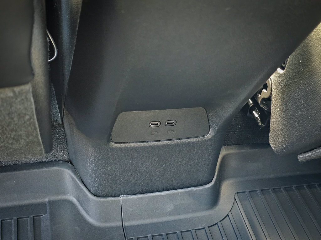 New 2027 GMC Terrain AT4 w/ Convenience Package III AWD/4WD image 35