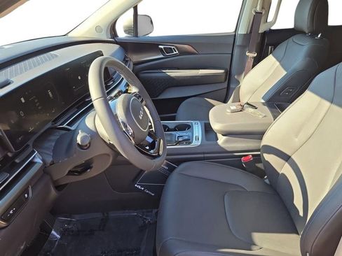 New 2026 Kia Carnival SX image 18