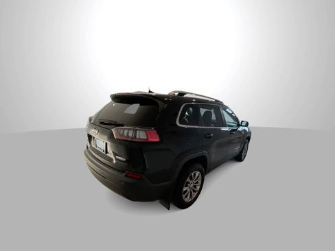 Used 2019 Jeep Cherokee Latitude Plus AWD/4WD image 8