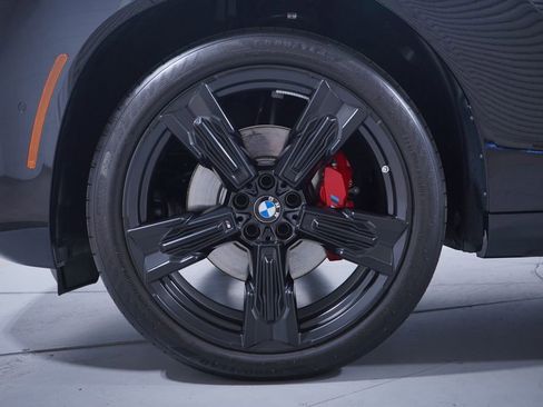 Used 2025 BMW X3 xDrive30i w/ M Sport Package image 2