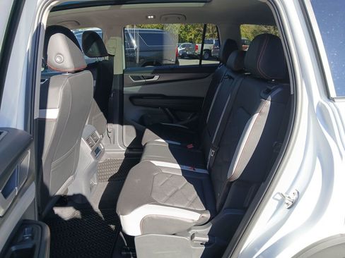 New 2026 Volkswagen Atlas Peak Edition AWD/4WD image 24