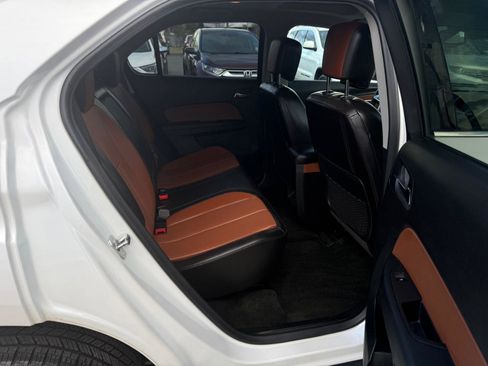 Used 2017 Chevrolet Equinox Premier w/ Enhanced Convenience Package image 11