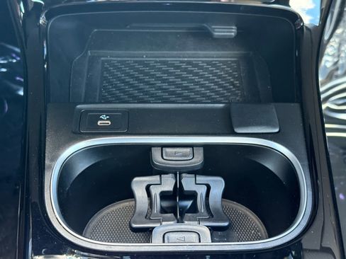 Used 2025 Mercedes-Benz CLA 250 4MATIC image 20