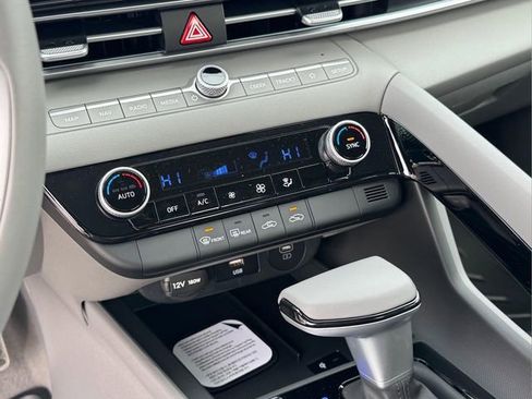New 2026 Hyundai Elantra Sport FWD image 27