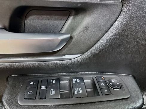 Used 2021 RAM 1500 Big Horn AWD/4WD image 18
